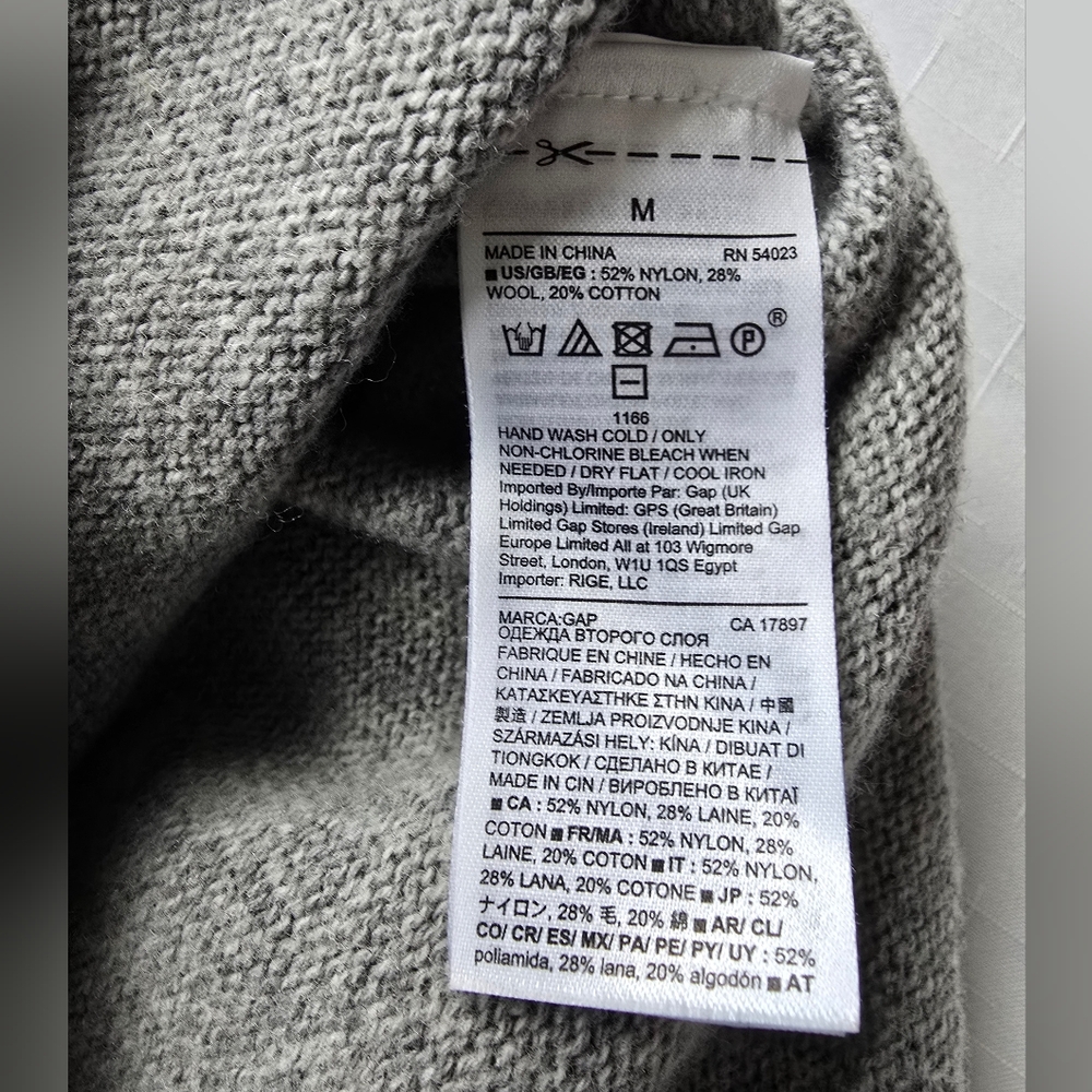GAP Women's Gray Sweater with Multicolor Stripes Colorful Feastive - Picture 6 of 8